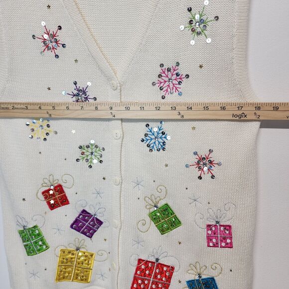 Vintage Kim Rogers Christmas Sweater Vest Size L Ivory Snowflake Gifts Sequin - Picture 11 of 12